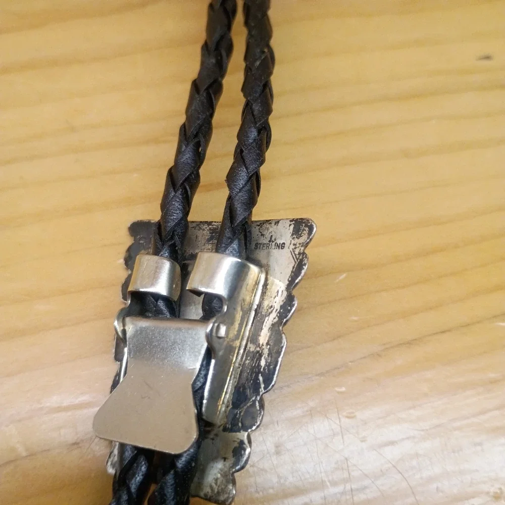 Zuni Pueblo Sterling Silver & Turquoise Bolo Tie RLB  Robert & Bernice Leekya